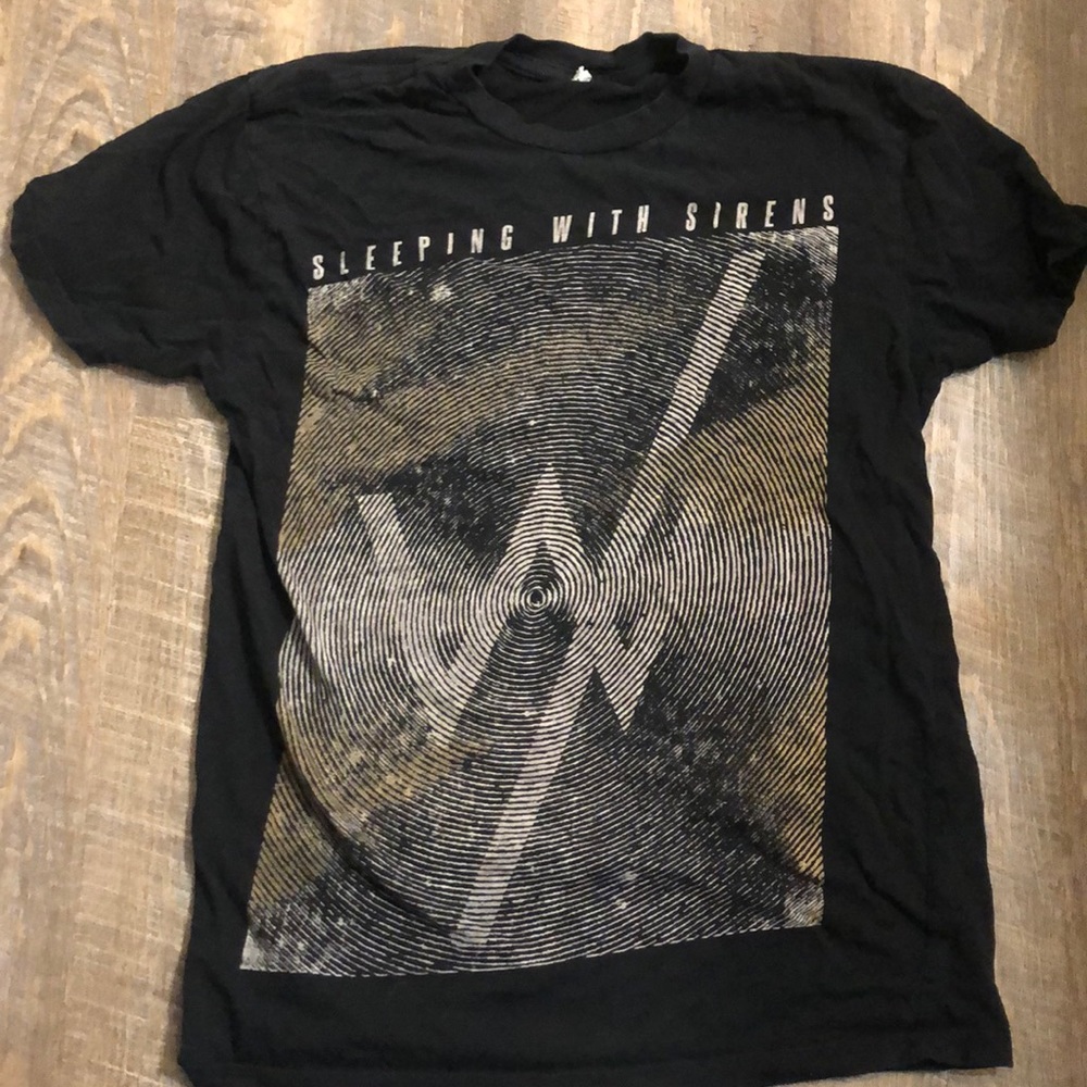 Sleeping with sirens T-shirt